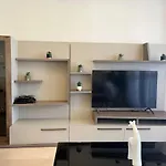3-Bedroom Cfc Walking To Mall