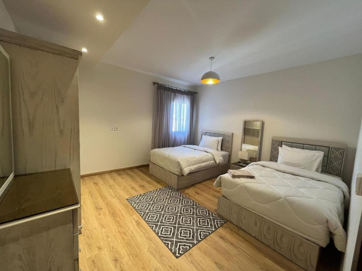 Apartamento 3-bedroom Cfc Walking To Mall *