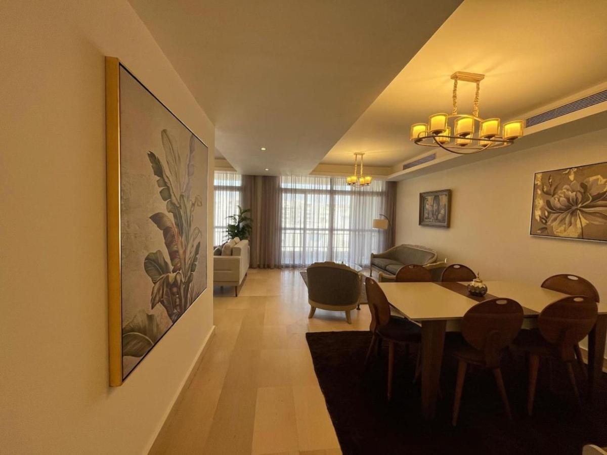 3-bedroom Cfc Walking To Mall Cairo