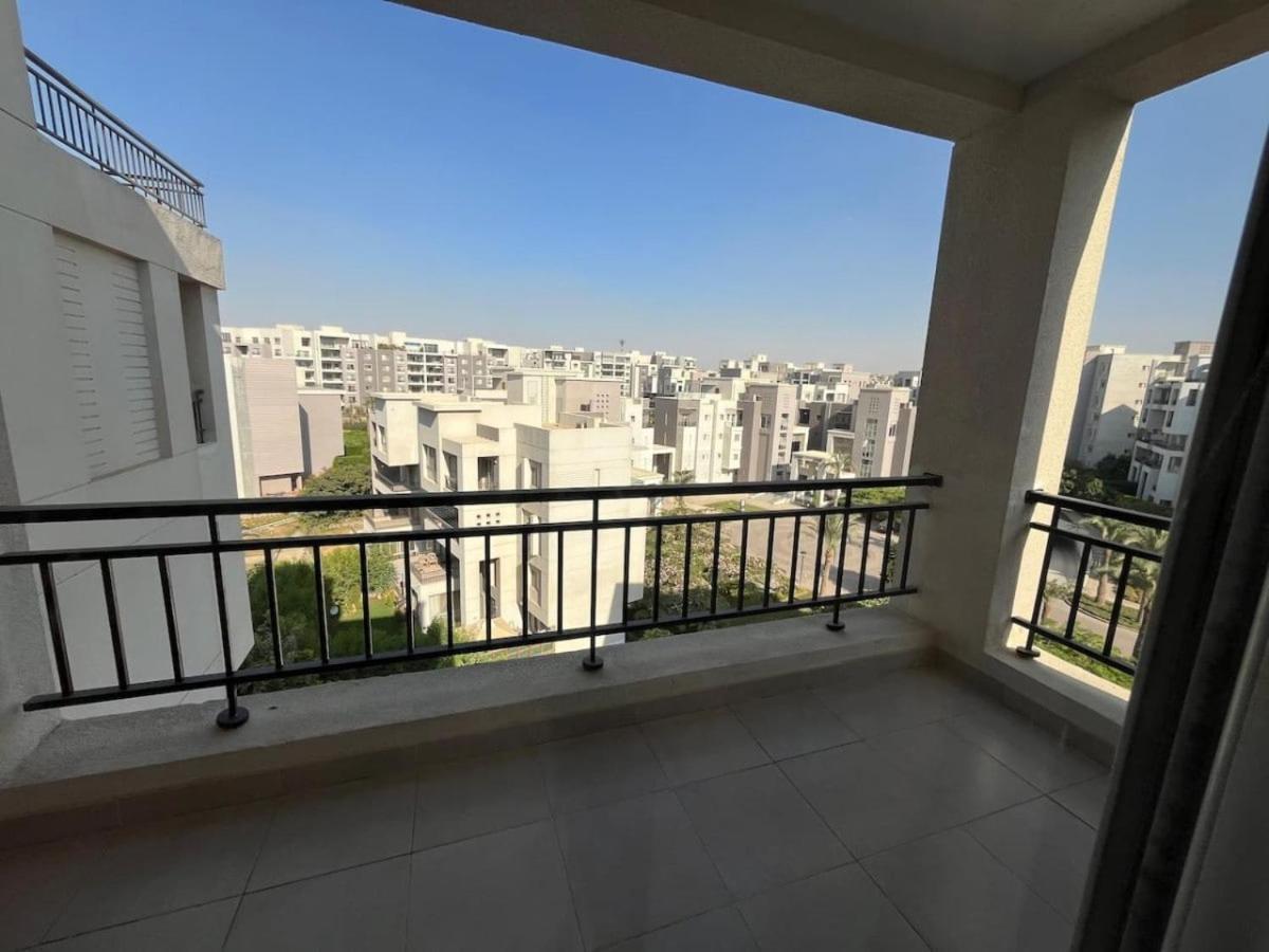 Apartment 3-bedroom Cfc Walking To Mall